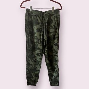 Drawstring camo joggers size medium